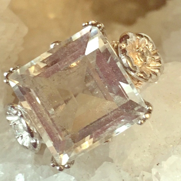 Jewelry - 🍁Sterling Silver 14mm Princess Cut Clear Quartz